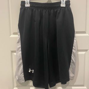 2/$10 Under Armour Boys Athletic Shorts Black Size S